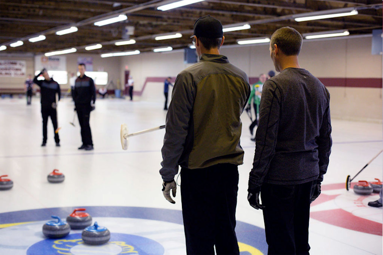 curling skip talking